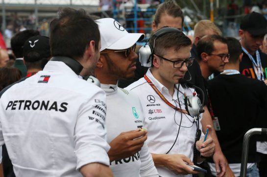 Lewis Hamilton (GBR) Mercedes AMG F1 W09.
02.09.2018. Formula 1 World Championship, Rd 14, Italian Grand Prix, Monza, Italy, Race Day.
- www.xpbimages.com, EMail: requests@xpbimages.com - copy of publication required for printed pictures. Every used picture is fee-liable. © Copyright: Batchelor / XPB Images