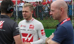 Magnussen tempted by 'father and son' shot at Daytona and Le Mans
