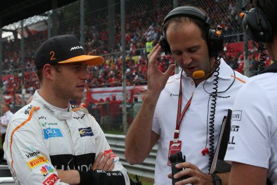 Stoffel Vandoorne (BEL) McLaren MCL33.
02.09.2018. Formula 1 World Championship, Rd 14, Italian Grand Prix, Monza, Italy, Race Day.
- www.xpbimages.com, EMail: requests@xpbimages.com - copy of publication required for printed pictures. Every used picture is fee-liable. © Copyright: Batchelor / XPB Images
