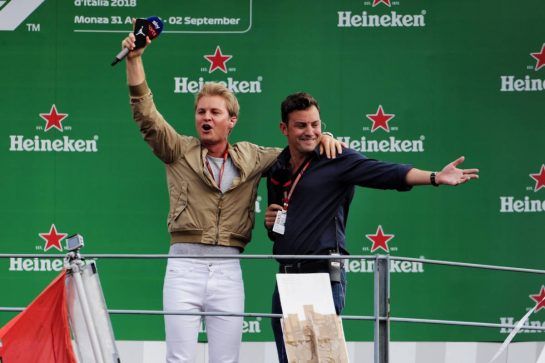 (L to R): Nico Rosberg (GER) with Will Buxton (GBR) F1 Digital Presenter on the podium.
02.09.2018. Formula 1 World Championship, Rd 14, Italian Grand Prix, Monza, Italy, Race Day.
- www.xpbimages.com, EMail: requests@xpbimages.com - copy of publication required for printed pictures. Every used picture is fee-liable. © Copyright: Moy / XPB Images