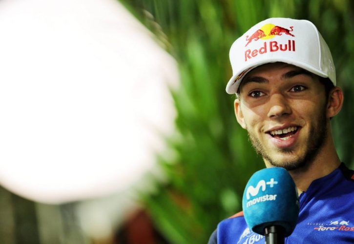 Pierre Gasly (FRA) Scuderia Toro Rosso with the media.