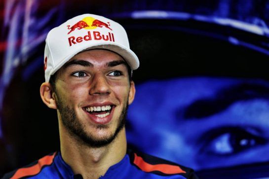 Pierre Gasly (FRA) Scuderia Toro Rosso.
13.09.2018. Formula 1 World Championship, Rd 15, Singapore Grand Prix, Marina Bay Street Circuit, Singapore, Preparation Day.
- www.xpbimages.com, EMail: requests@xpbimages.com - copy of publication required for printed pictures. Every used picture is fee-liable. © Copyright: Moy / XPB Images