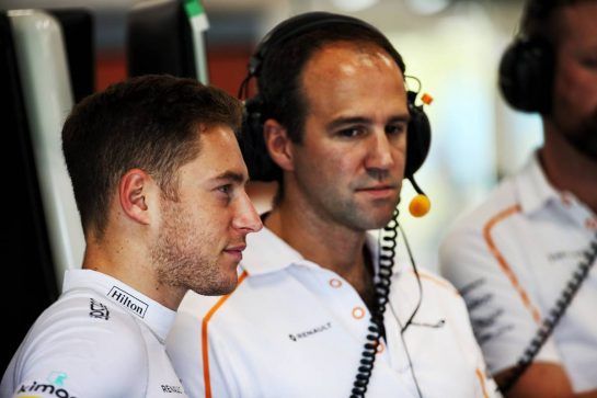 Stoffel Vandoorne (BEL) McLaren.
14.09.2018. Formula 1 World Championship, Rd 15, Singapore Grand Prix, Marina Bay Street Circuit, Singapore, Practice Day.
- www.xpbimages.com, EMail: requests@xpbimages.com - copy of publication required for printed pictures. Every used picture is fee-liable. © Copyright: Batchelor / XPB Images