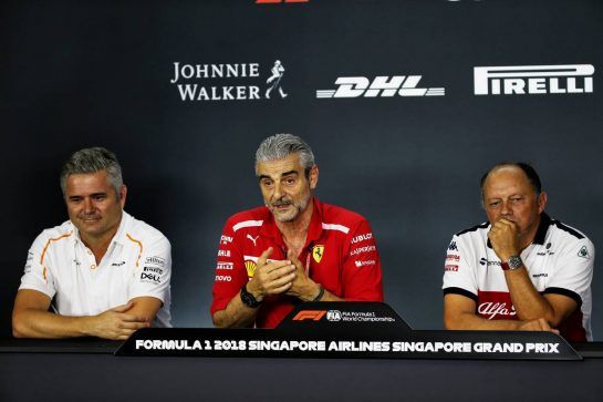 (L to R): Gil de Ferran (BRA) McLaren Sporting Director; Maurizio Arrivabene (ITA) Ferrari Team Principal; and Frederic Vasseur (FRA) Sauber F1 Team, Team Principal in the FIA Press Conference.
14.09.2018. Formula 1 World Championship, Rd 15, Singapore Grand Prix, Marina Bay Street Circuit, Singapore, Practice Day.
- www.xpbimages.com, EMail: requests@xpbimages.com - copy of publication required for printed pictures. Every used picture is fee-liable. © Copyright: Batchelor / XPB Images