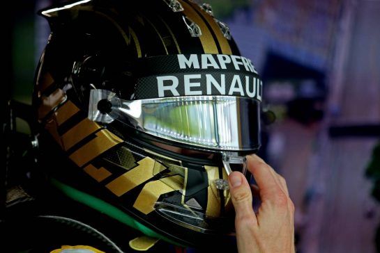 Nico Hulkenberg (GER) Renault Sport F1 Team 
15.09.2018. Formula 1 World Championship, Rd 15, Singapore Grand Prix, Marina Bay Street Circuit, Singapore, Qualifying Day.
- www.xpbimages.com, EMail: requests@xpbimages.com - copy of publication required for printed pictures. Every used picture is fee-liable. © Copyright: Charniaux / XPB Images