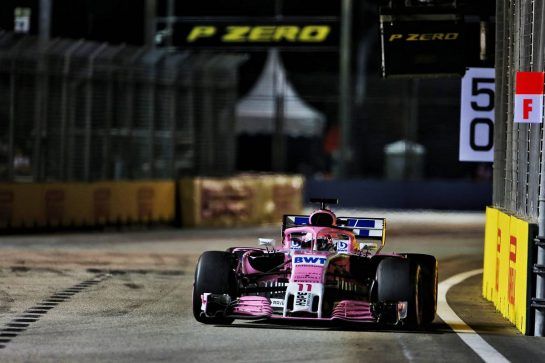Sergio Perez (MEX) Racing Point Force India F1 VJM11.
16.09.2018. Formula 1 World Championship, Rd 15, Singapore Grand Prix, Marina Bay Street Circuit, Singapore, Race Day.
- www.xpbimages.com, EMail: requests@xpbimages.com - copy of publication required for printed pictures. Every used picture is fee-liable. © Copyright: Moy / XPB Images