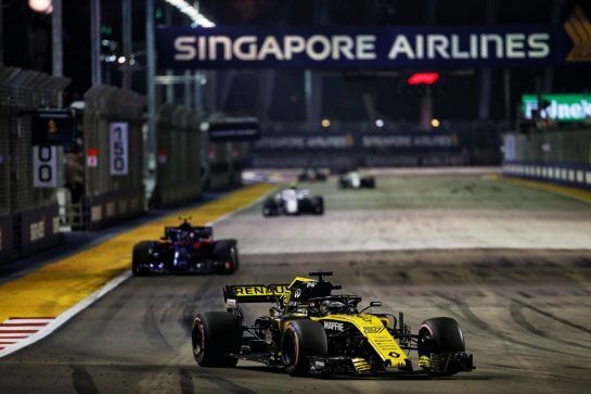 Nico Hulkenberg (GER) Renault Sport F1 Team RS18.
16.09.2018. Formula 1 World Championship, Rd 15, Singapore Grand Prix, Marina Bay Street Circuit, Singapore, Race Day.
- www.xpbimages.com, EMail: requests@xpbimages.com - copy of publication required for printed pictures. Every used picture is fee-liable. © Copyright: Batchelor / XPB Images