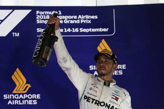 1st place Lewis Hamilton (GBR) Mercedes AMG F1 W09.
16.09.2018. Formula 1 World Championship, Rd 15, Singapore Grand Prix, Marina Bay Street Circuit, Singapore, Race Day.
- www.xpbimages.com, EMail: requests@xpbimages.com - copy of publication required for printed pictures. Every used picture is fee-liable. © Copyright: Batchelor / XPB Images