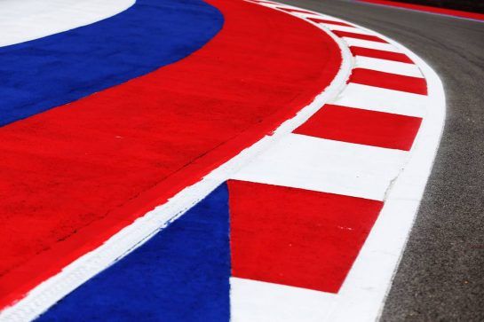 Circuit atmosphere - kerb detail.
27.09.2018. Formula 1 World Championship, Rd 16, Russian Grand Prix, Sochi Autodrom, Sochi, Russia, Preparation Day.
- www.xpbimages.com, EMail: requests@xpbimages.com - copy of publication required for printed pictures. Every used picture is fee-liable. © Copyright: Moy / XPB Images