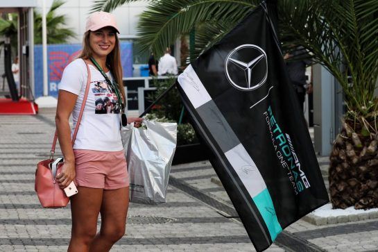 A Mercedes AMG F1 fan in the paddock.
27.09.2018. Formula 1 World Championship, Rd 16, Russian Grand Prix, Sochi Autodrom, Sochi, Russia, Preparation Day.
- www.xpbimages.com, EMail: requests@xpbimages.com - copy of publication required for printed pictures. Every used picture is fee-liable. © Copyright: Photo4 / XPB Images