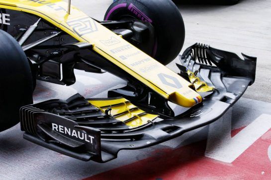 Renault Sport F1 Team RS18 front wing detail.
27.09.2018. Formula 1 World Championship, Rd 16, Russian Grand Prix, Sochi Autodrom, Sochi, Russia, Preparation Day.
- www.xpbimages.com, EMail: requests@xpbimages.com - copy of publication required for printed pictures. Every used picture is fee-liable. © Copyright: Batchelor / XPB Images