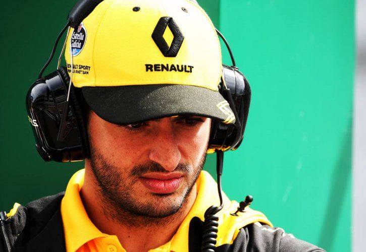 Carlos Sainz Jr (ESP) Renault Sport F1 Team.