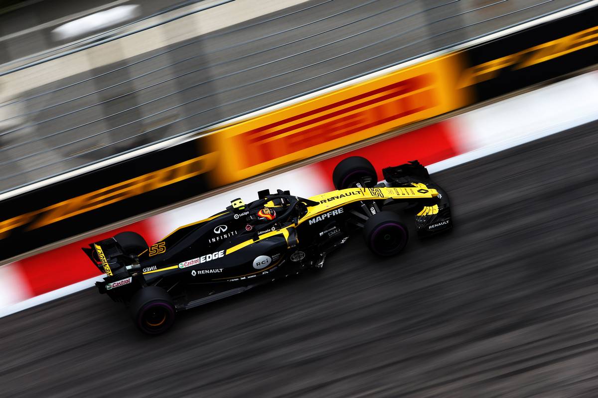 Carlos Sainz Jr (ESP) Renault Sport F1 Team RS18.