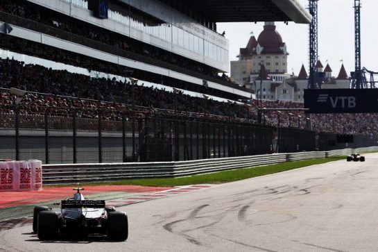Kevin Magnussen (DEN) Haas VF-18.
30.09.2018. Formula 1 World Championship, Rd 16, Russian Grand Prix, Sochi Autodrom, Sochi, Russia, Race Day.
- www.xpbimages.com, EMail: requests@xpbimages.com - copy of publication required for printed pictures. Every used picture is fee-liable. © Copyright: Batchelor / XPB Images
