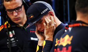 Verstappen unimpressed with Renault's 'same old song'