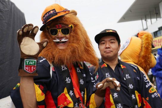 Red Bull Racing
04.10.2018. Formula 1 World Championship, Rd 17, Japanese Grand Prix, Suzuka, Japan, Preparation Day.
- www.xpbimages.com, EMail: requests@xpbimages.com - copy of publication required for printed pictures. Every used picture is fee-liable. © Copyright: Charniaux / XPB Images