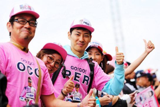 Racing Point Force India F1 Team fans.
04.10.2018. Formula 1 World Championship, Rd 17, Japanese Grand Prix, Suzuka, Japan, Preparation Day.
- www.xpbimages.com, EMail: requests@xpbimages.com - copy of publication required for printed pictures. Every used picture is fee-liable. © Copyright: Moy / XPB Images