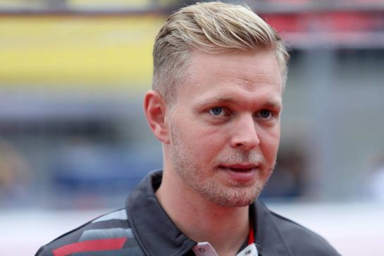 Kevin Magnussen (DEN) Haas F1 Team
04.10.2018. Formula 1 World Championship, Rd 17, Japanese Grand Prix, Suzuka, Japan, Preparation Day.
- www.xpbimages.com, EMail: requests@xpbimages.com - copy of publication required for printed pictures. Every used picture is fee-liable. © Copyright: Charniaux / XPB Images