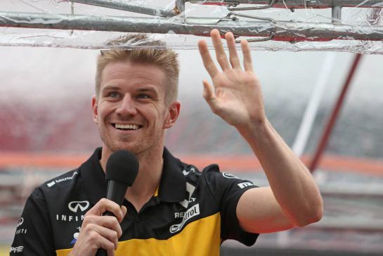 Nico Hulkenberg (GER) Renault Sport F1 Team
04.10.2018. Formula 1 World Championship, Rd 17, Japanese Grand Prix, Suzuka, Japan, Preparation Day.
- www.xpbimages.com, EMail: requests@xpbimages.com - copy of publication required for printed pictures. Every used picture is fee-liable. © Copyright: Charniaux / XPB Images