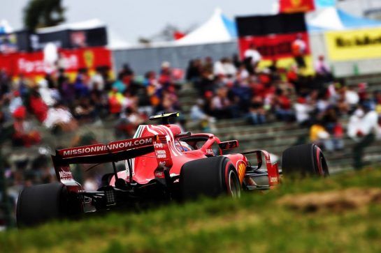 Kimi Raikkonen (FIN) Ferrari SF71H.
06.10.2018. Formula 1 World Championship, Rd 17, Japanese Grand Prix, Suzuka, Japan, Qualifying Day.
- www.xpbimages.com, EMail: requests@xpbimages.com - copy of publication required for printed pictures. Every used picture is fee-liable. © Copyright: Charniaux / XPB Images