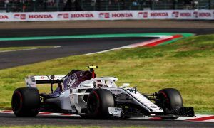 Leclerc gets top ten start despite missing Q3