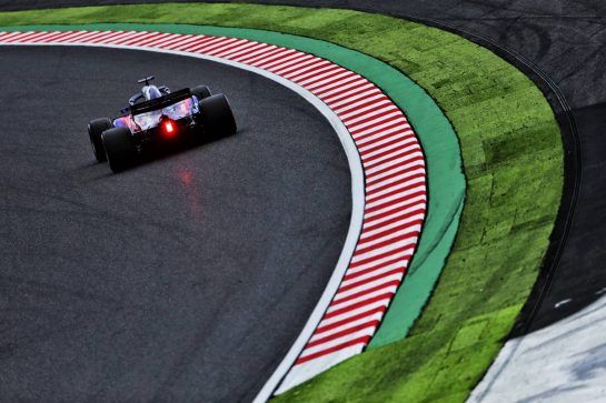 Brendon Hartley (NZL) Scuderia Toro Rosso STR13.
06.10.2018. Formula 1 World Championship, Rd 17, Japanese Grand Prix, Suzuka, Japan, Qualifying Day.
- www.xpbimages.com, EMail: requests@xpbimages.com - copy of publication required for printed pictures. Every used picture is fee-liable. © Copyright: Moy / XPB Images