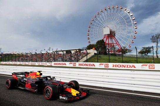 Daniel Ricciardo (AUS) Red Bull Racing RB14.
06.10.2018. Formula 1 World Championship, Rd 17, Japanese Grand Prix, Suzuka, Japan, Qualifying Day.
- www.xpbimages.com, EMail: requests@xpbimages.com - copy of publication required for printed pictures. Every used picture is fee-liable. © Copyright: Batchelor / XPB Images