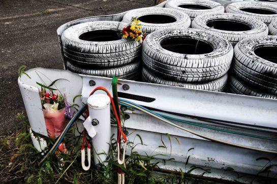 A floral tribute to Jules Bianchi.
06.10.2018. Formula 1 World Championship, Rd 17, Japanese Grand Prix, Suzuka, Japan, Qualifying Day.
- www.xpbimages.com, EMail: requests@xpbimages.com - copy of publication required for printed pictures. Every used picture is fee-liable. © Copyright: Moy / XPB Images