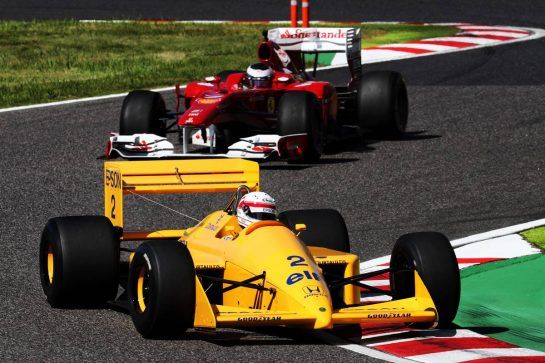 Satoru Nakajima (JPN) in the 1988 Lotus 100T.
07.10.2018. Formula 1 World Championship, Rd 17, Japanese Grand Prix, Suzuka, Japan, Race Day.
- www.xpbimages.com, EMail: requests@xpbimages.com - copy of publication required for printed pictures. Every used picture is fee-liable. © Copyright: Photo4 / XPB Images