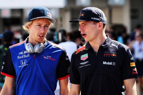 (L to R): Brendon Hartley (NZL) Scuderia Toro Rosso with Max Verstappen (NLD) Red Bull Racing on the drivers parade.
07.10.2018. Formula 1 World Championship, Rd 17, Japanese Grand Prix, Suzuka, Japan, Race Day.
- www.xpbimages.com, EMail: requests@xpbimages.com - copy of publication required for printed pictures. Every used picture is fee-liable. © Copyright: Photo4 / XPB Images