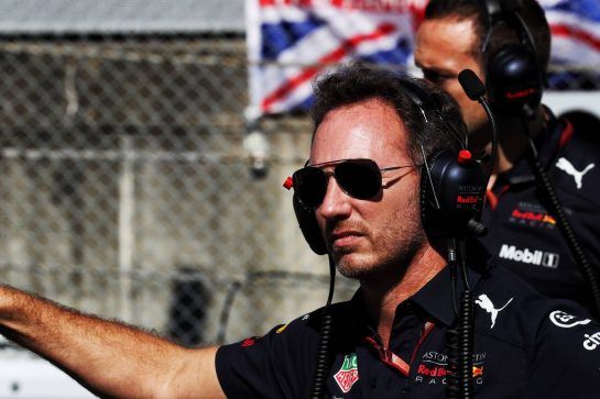 Christian Horner (GBR) Red Bull Racing Team Principal on the grid.
07.10.2018. Formula 1 World Championship, Rd 17, Japanese Grand Prix, Suzuka, Japan, Race Day.
- www.xpbimages.com, EMail: requests@xpbimages.com - copy of publication required for printed pictures. Every used picture is fee-liable. © Copyright: Photo4 / XPB Images