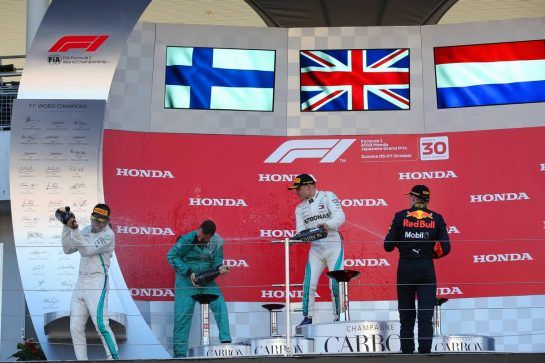 1st place Lewis Hamilton (GBR) Mercedes AMG F1 W09 with 2nd place Valtteri Bottas (FIN) Mercedes AMG F1 and 3rd place Max Verstappen (NLD) Red Bull Racing RB14.
07.10.2018. Formula 1 World Championship, Rd 17, Japanese Grand Prix, Suzuka, Japan, Race Day.
- www.xpbimages.com, EMail: requests@xpbimages.com - copy of publication required for printed pictures. Every used picture is fee-liable. © Copyright: Batchelor / XPB Images