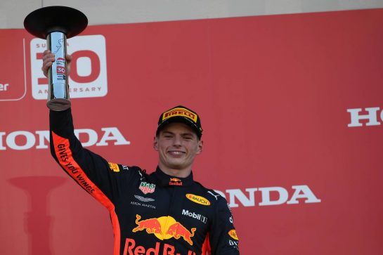 Max Verstappen (NLD) Red Bull Racing RB14.
07.10.2018. Formula 1 World Championship, Rd 17, Japanese Grand Prix, Suzuka, Japan, Race Day.
- www.xpbimages.com, EMail: requests@xpbimages.com - copy of publication required for printed pictures. Every used picture is fee-liable. © Copyright: Batchelor / XPB Images