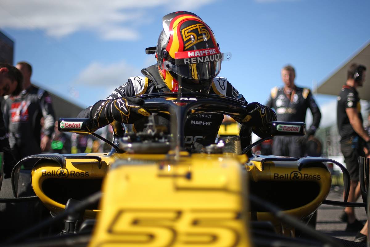 Carlos Sainz Jr (ESP) Renault F1 Team