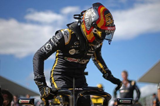 Carlos Sainz Jr (ESP) Renault F1 Team 
07.10.2018. Formula 1 World Championship, Rd 17, Japanese Grand Prix, Suzuka, Japan, Race Day.
- www.xpbimages.com, EMail: requests@xpbimages.com - copy of publication required for printed pictures. Every used picture is fee-liable. © Copyright: Charniaux / XPB Images