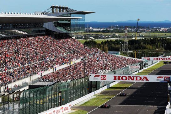 Charles Leclerc (MON) Sauber F1 Team C37.
07.10.2018. Formula 1 World Championship, Rd 17, Japanese Grand Prix, Suzuka, Japan, Race Day.
- www.xpbimages.com, EMail: requests@xpbimages.com - copy of publication required for printed pictures. Every used picture is fee-liable. © Copyright: Moy / XPB Images