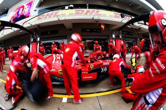 Ferrari practices a pit stop.
18.10.2018. Formula 1 World Championship, Rd 18, United States Grand Prix, Austin, Texas, USA, Preparation Day.
- www.xpbimages.com, EMail: requests@xpbimages.com - copy of publication required for printed pictures. Every used picture is fee-liable. © Copyright: Photo4 / XPB Images