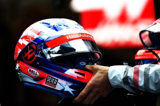 The helmet of Romain Grosjean (FRA) Haas F1 Team.
19.10.2018. Formula 1 World Championship, Rd 18, United States Grand Prix, Austin, Texas, USA, Practice Day.
- www.xpbimages.com, EMail: requests@xpbimages.com - copy of publication required for printed pictures. Every used picture is fee-liable. © Copyright: Batchelor / XPB Images