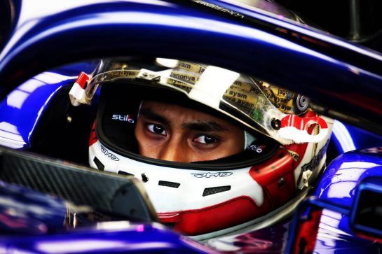 Sean Gelael (IDN) Scuderia Toro Rosso STR13 Test Driver.
19.10.2018. Formula 1 World Championship, Rd 18, United States Grand Prix, Austin, Texas, USA, Practice Day.
- www.xpbimages.com, EMail: requests@xpbimages.com - copy of publication required for printed pictures. Every used picture is fee-liable. © Copyright: Batchelor / XPB Images