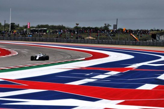 Sergey Sirotkin (RUS) Williams FW41.
20.10.2018. Formula 1 World Championship, Rd 18, United States Grand Prix, Austin, Texas, USA, Qualifying Day.
- www.xpbimages.com, EMail: requests@xpbimages.com - copy of publication required for printed pictures. Every used picture is fee-liable. © Copyright: Moy / XPB Images