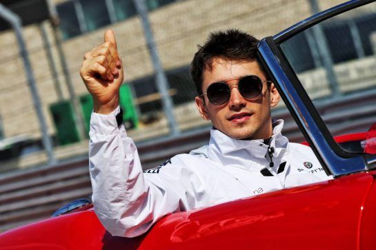 Charles Leclerc (MON) Sauber F1 Team on the drivers parade.
21.10.2018. Formula 1 World Championship, Rd 18, United States Grand Prix, Austin, Texas, USA, Race Day.
- www.xpbimages.com, EMail: requests@xpbimages.com - copy of publication required for printed pictures. Every used picture is fee-liable. © Copyright: Batchelor / XPB Images