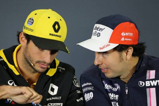 Carlos Sainz Jr (ESP) Renault F1 Team and Sergio Perez (MEX) Sahara Force India F1  
25.10.2018. Formula 1 World Championship, Rd 19, Mexican Grand Prix, Mexico City, Mexico, Preparation Day.
- www.xpbimages.com, EMail: requests@xpbimages.com - copy of publication required for printed pictures. Every used picture is fee-liable. © Copyright: Charniaux / XPB Images