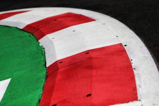 Circuit atmosphere.
25.10.2018. Formula 1 World Championship, Rd 19, Mexican Grand Prix, Mexico City, Mexico, Preparation Day.
- www.xpbimages.com, EMail: requests@xpbimages.com - copy of publication required for printed pictures. Every used picture is fee-liable. © Copyright: Moy / XPB Images