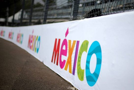 Track atmosphere
25.10.2018. Formula 1 World Championship, Rd 19, Mexican Grand Prix, Mexico City, Mexico, Preparation Day.
- www.xpbimages.com, EMail: requests@xpbimages.com - copy of publication required for printed pictures. Every used picture is fee-liable. © Copyright: Charniaux / XPB Images