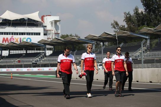 Marcus Ericsson (SWE) Sauber F1 Team 
25.10.2018. Formula 1 World Championship, Rd 19, Mexican Grand Prix, Mexico City, Mexico, Preparation Day.
- www.xpbimages.com, EMail: requests@xpbimages.com - copy of publication required for printed pictures. Every used picture is fee-liable. © Copyright: Charniaux / XPB Images