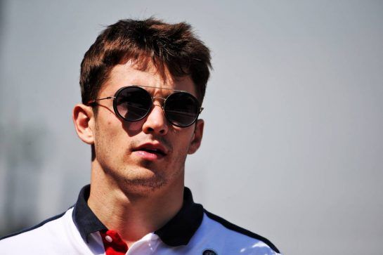 Charles Leclerc (MON) Sauber F1 Team walks the circuit.
25.10.2018. Formula 1 World Championship, Rd 19, Mexican Grand Prix, Mexico City, Mexico, Preparation Day.
- www.xpbimages.com, EMail: requests@xpbimages.com - copy of publication required for printed pictures. Every used picture is fee-liable. © Copyright: Batchelor / XPB Images