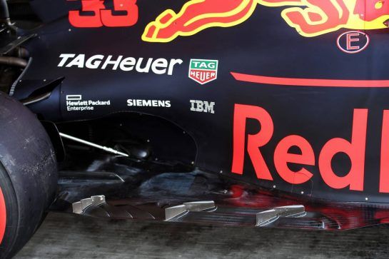 Red Bull Racing RB14 floor detail.
25.10.2018. Formula 1 World Championship, Rd 19, Mexican Grand Prix, Mexico City, Mexico, Preparation Day.
- www.xpbimages.com, EMail: requests@xpbimages.com - copy of publication required for printed pictures. Every used picture is fee-liable. © Copyright: Batchelor / XPB Images
