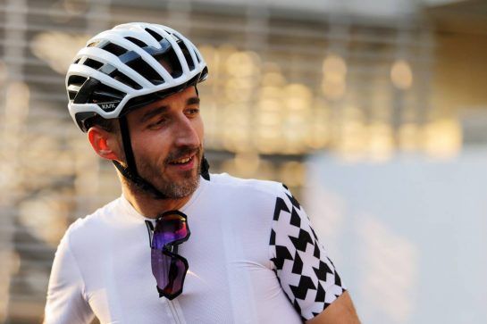 Robert Kubica (POL) Williams Reserve and Development Driver.
25.10.2018. Formula 1 World Championship, Rd 19, Mexican Grand Prix, Mexico City, Mexico, Preparation Day.
- www.xpbimages.com, EMail: requests@xpbimages.com - copy of publication required for printed pictures. Every used picture is fee-liable. © Copyright: Moy / XPB Images