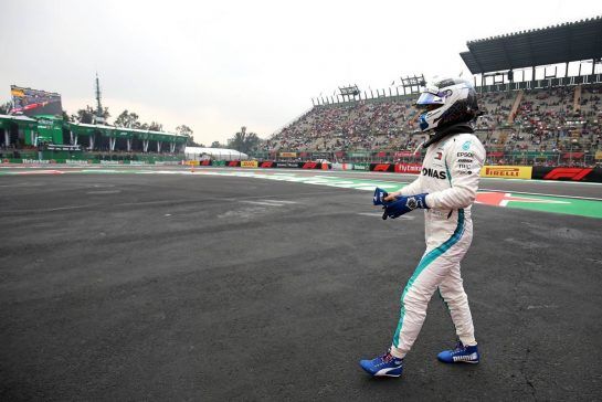 Valtteri Bottas (FIN) Mercedes AMG F1 
27.10.2018. Formula 1 World Championship, Rd 19, Mexican Grand Prix, Mexico City, Mexico, Qualifying Day.
- www.xpbimages.com, EMail: requests@xpbimages.com - copy of publication required for printed pictures. Every used picture is fee-liable. © Copyright: Charniaux / XPB Images