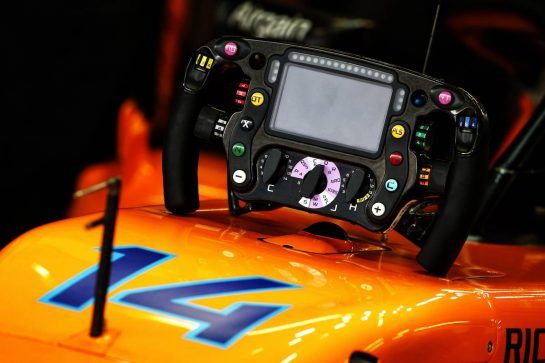 The steering wheel of Fernando Alonso (ESP) McLaren MCL33.
27.10.2018. Formula 1 World Championship, Rd 19, Mexican Grand Prix, Mexico City, Mexico, Qualifying Day.
- www.xpbimages.com, EMail: requests@xpbimages.com - copy of publication required for printed pictures. Every used picture is fee-liable. © Copyright: Moy / XPB Images